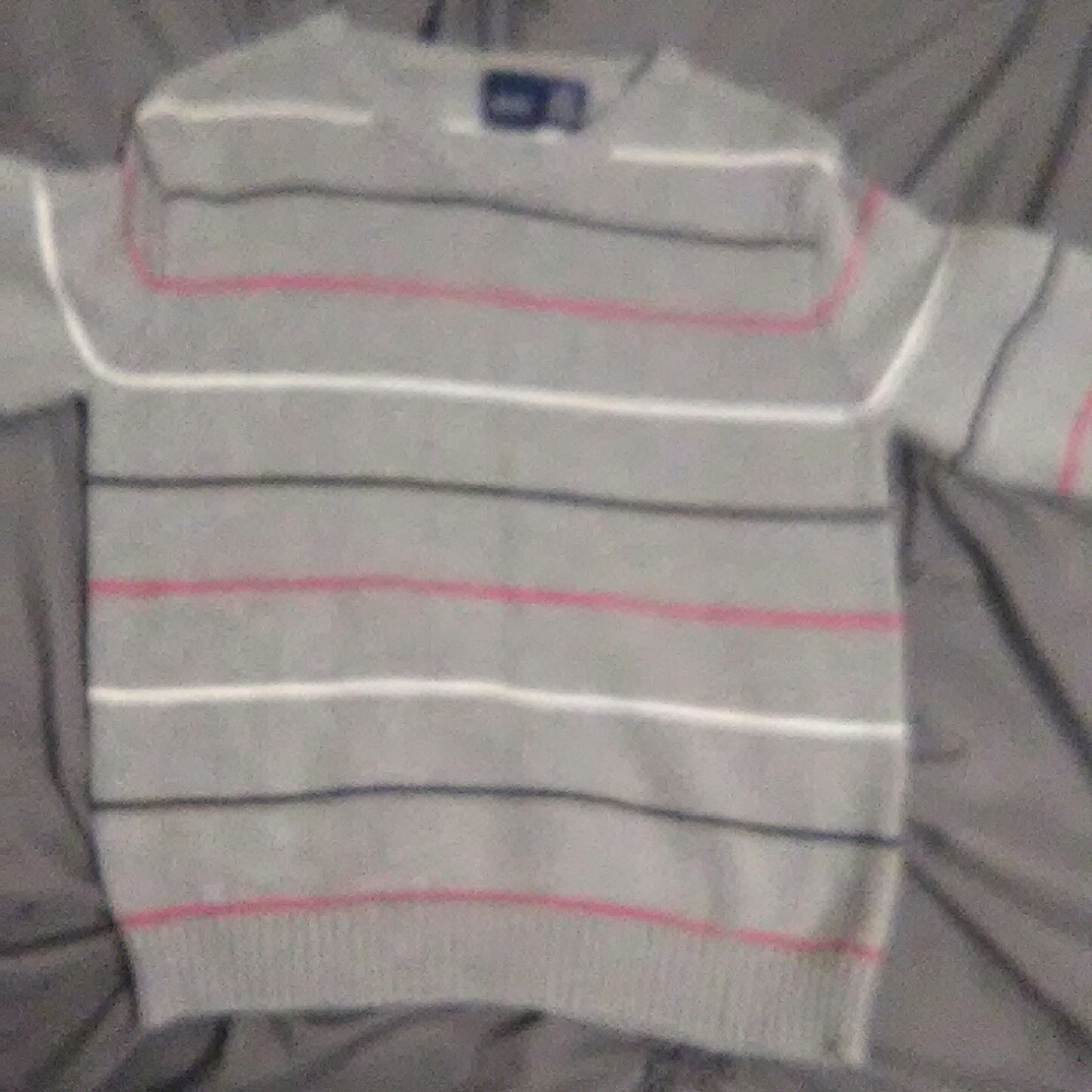 4 Little boys long sleeves - Picture 2 of 4